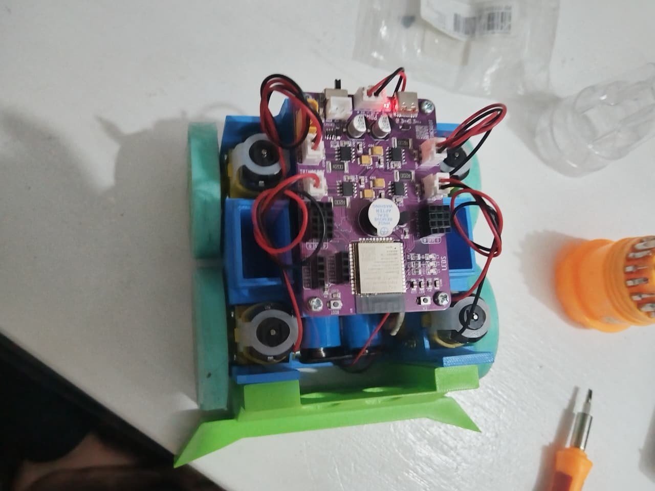 Robot TRINCABOT vista superior